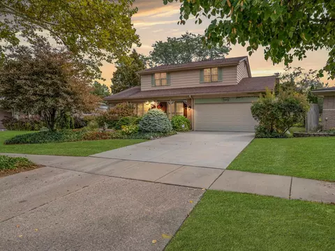 35604 Alta Vis, Sterling Heights, MI 48312