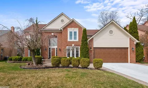4287 Renee, Troy, MI 48085