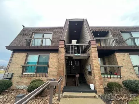 770 Lakeshire #201 WEST, Adrian, MI 49221