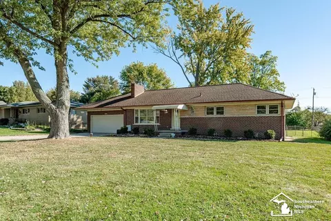 36120 Harcourt, Clinton Township, MI 48035