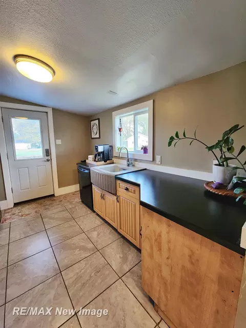 306 E Webster, Coleman, MI 48618 photo 10