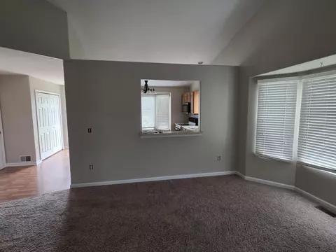Living - Undisclosed, Flushing, MI 48433 photo 2 of 2