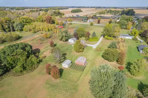 View/Area - 7957 E Monroe, Tecumseh, MI 49286 photo 11 of 15