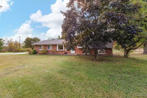 Exterior - 7957 E Monroe, Tecumseh, MI 49286 photo 3 of 7