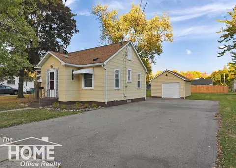 809 Grand, Owosso, MI 48867