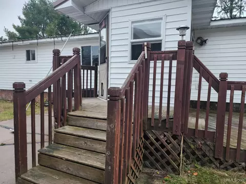 Exterior - 5951 Brampton 275, Brampton, MI 49837 photo 5 of 13