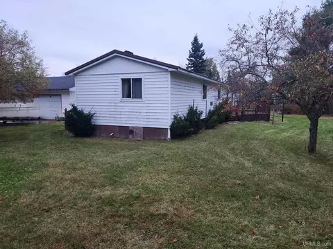 Exterior - 5951 Brampton 275, Brampton, MI 49837 photo 2 of 13