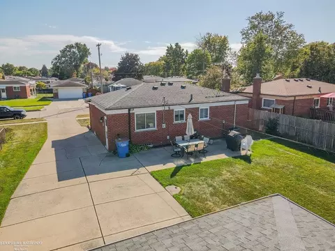 View/Area - 14765 Chippewa, Warren, MI 48088 photo 6 of 6