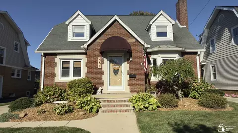 451 St Marys, Monroe, MI 48162