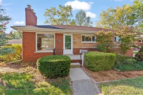 1361 Michigan, Adrian, MI 49221