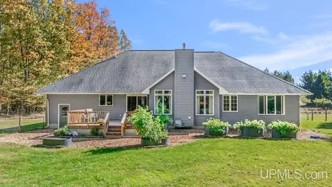 Exterior - 8575 M5, Gladstone, MI 49837 photo 3 of 7