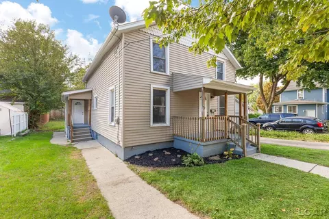 516 E Hunt, Adrian, MI 49221 photo 32