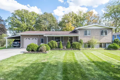 3305 Connecticut, Burton, MI 48519