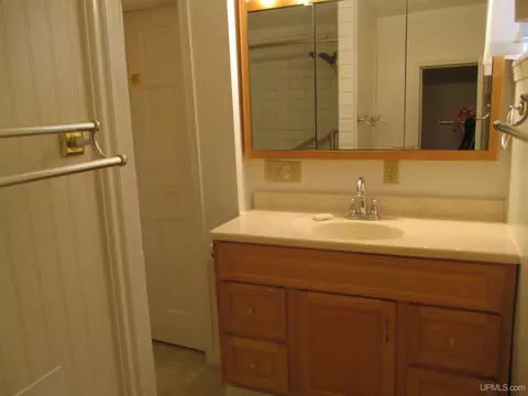 900 Third, Hancock, MI 49930 photo 26