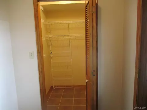 900 Third, Hancock, MI 49930 photo 8