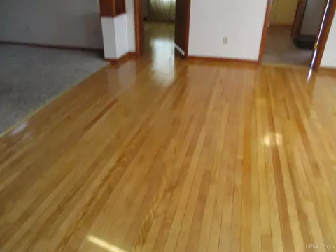 900 Third, Hancock, MI 49930 photo 13