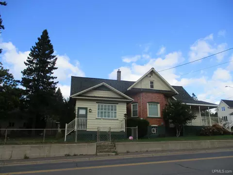 900 Third, Hancock, MI 49930 photo 4