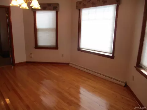 900 Third, Hancock, MI 49930 photo 11