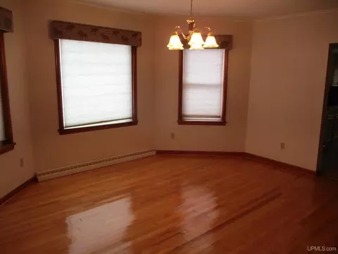 900 Third, Hancock, MI 49930 photo 12