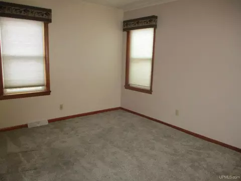 900 Third, Hancock, MI 49930 photo 32