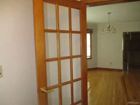 900 Third, Hancock, MI 49930 photo 25