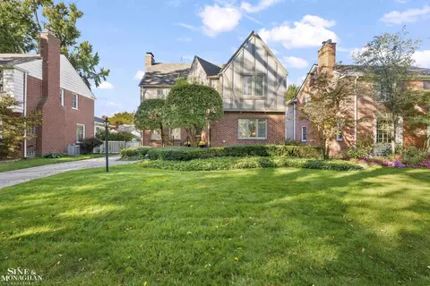 745 Lincoln, Grosse Pointe, MI 48230