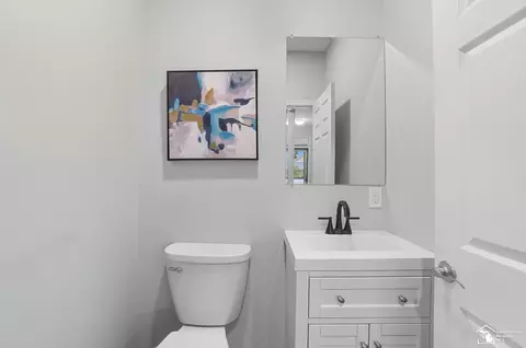 Bath - 422 Lapoint, Monroe, MI 48162 photo 1 of 5