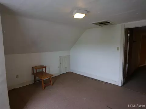 809 E Montezuma, Houghton, MI 49931 photo 45