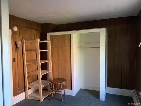 809 E Montezuma, Houghton, MI 49931 photo 37