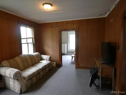 809 E Montezuma, Houghton, MI 49931 photo 28