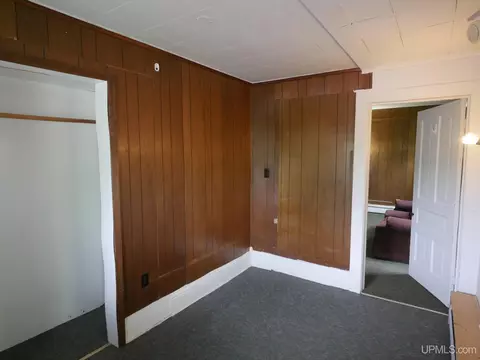 809 E Montezuma, Houghton, MI 49931 photo 12