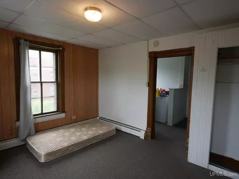 809 E Montezuma, Houghton, MI 49931 photo 42