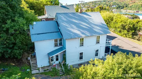 809 E Montezuma, Houghton, MI 49931 photo 56