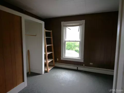 809 E Montezuma, Houghton, MI 49931 photo 15