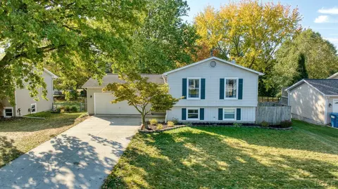 304 Edward J, Clinton, MI 49236