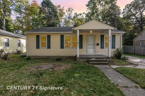 310 E Sugnet, Midland, MI 48640