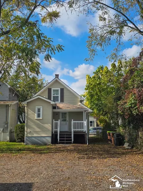 Exterior - 419 Almyra, Monroe, MI 48161 photo 4 of 5