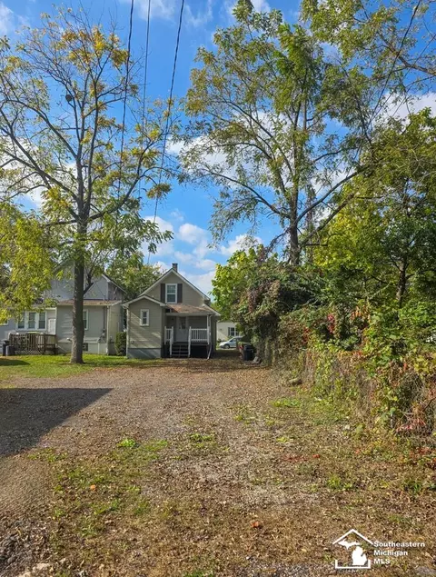 Exterior - 419 Almyra, Monroe, MI 48161 photo 3 of 5