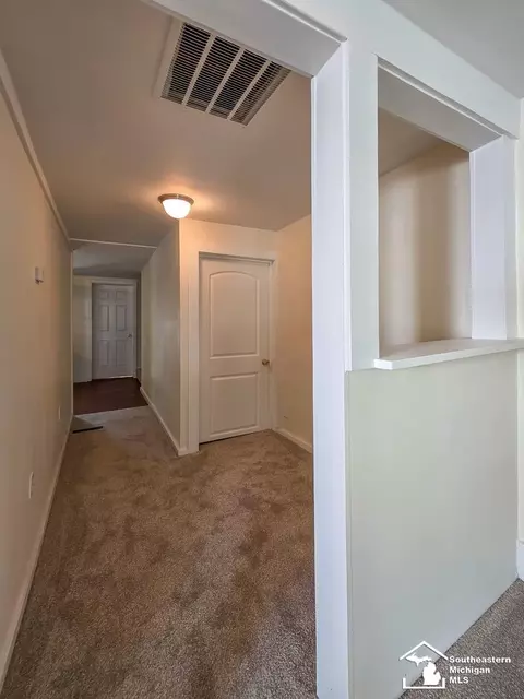 Entry Way - 419 Almyra, Monroe, MI 48161 photo 3 of 3