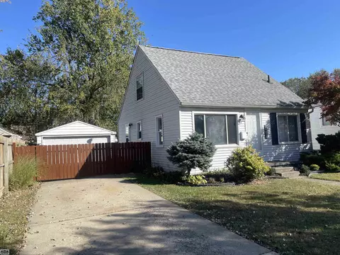 24650 Stewart, Warren, MI 48089