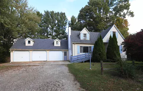 10008 W Coldwater, Flushing, MI 48433
