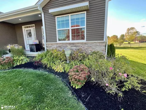 Exterior - 2433 Mcclellan, Davison, MI 48423 photo 4 of 8