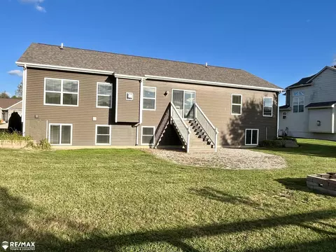 Exterior - 2433 Mcclellan, Davison, MI 48423 photo 6 of 8
