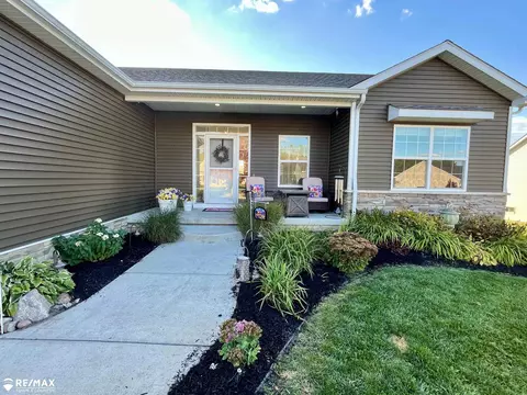 Exterior - 2433 Mcclellan, Davison, MI 48423 photo 5 of 8