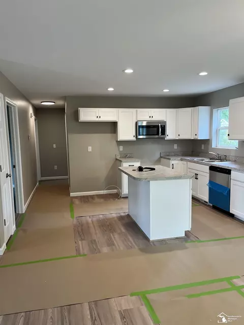 3258 Navarre, Monroe, MI 48162 photo 7