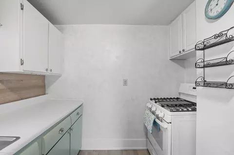 Kitchen - 407 Sackett, Monroe, MI 48162 photo 3 of 5