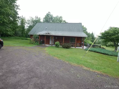 40551 Pike Riv, Chassell, MI 49916
