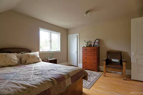 Bedroom - N10255 River, Ramsay, MI 49959 photo 12 of 17