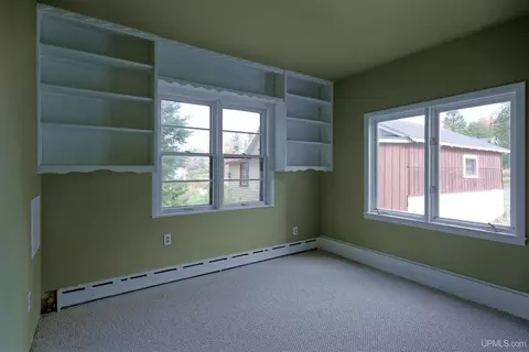 Bedroom - N10255 River, Ramsay, MI 49959 photo 4 of 17