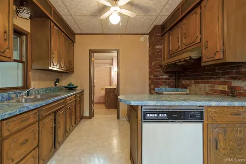 Kitchen - N10255 River, Ramsay, MI 49959 photo 3 of 6